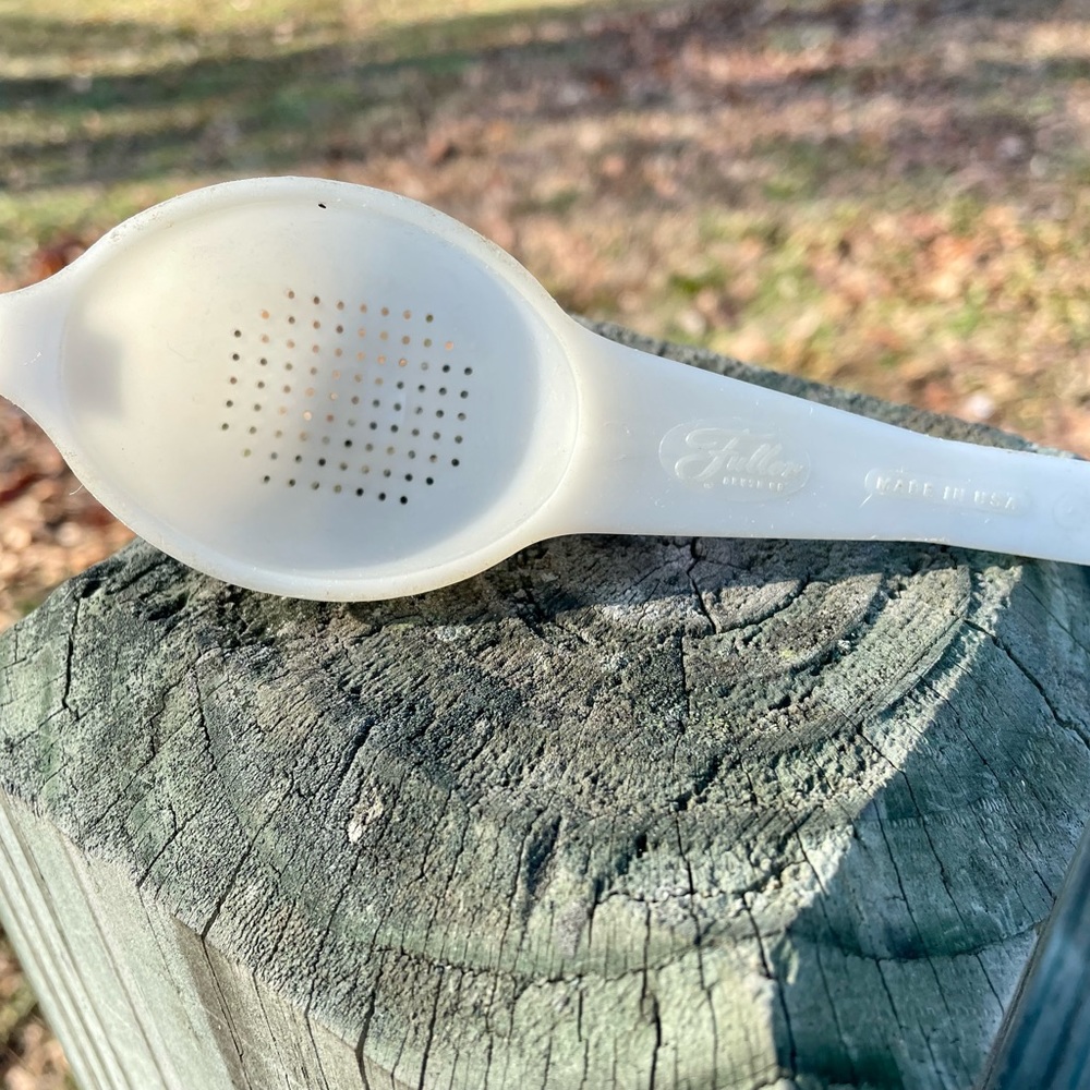 Vintage Fuller Brush Co.Tea Strainer Sifter White Plastic Kitchen Utensil
